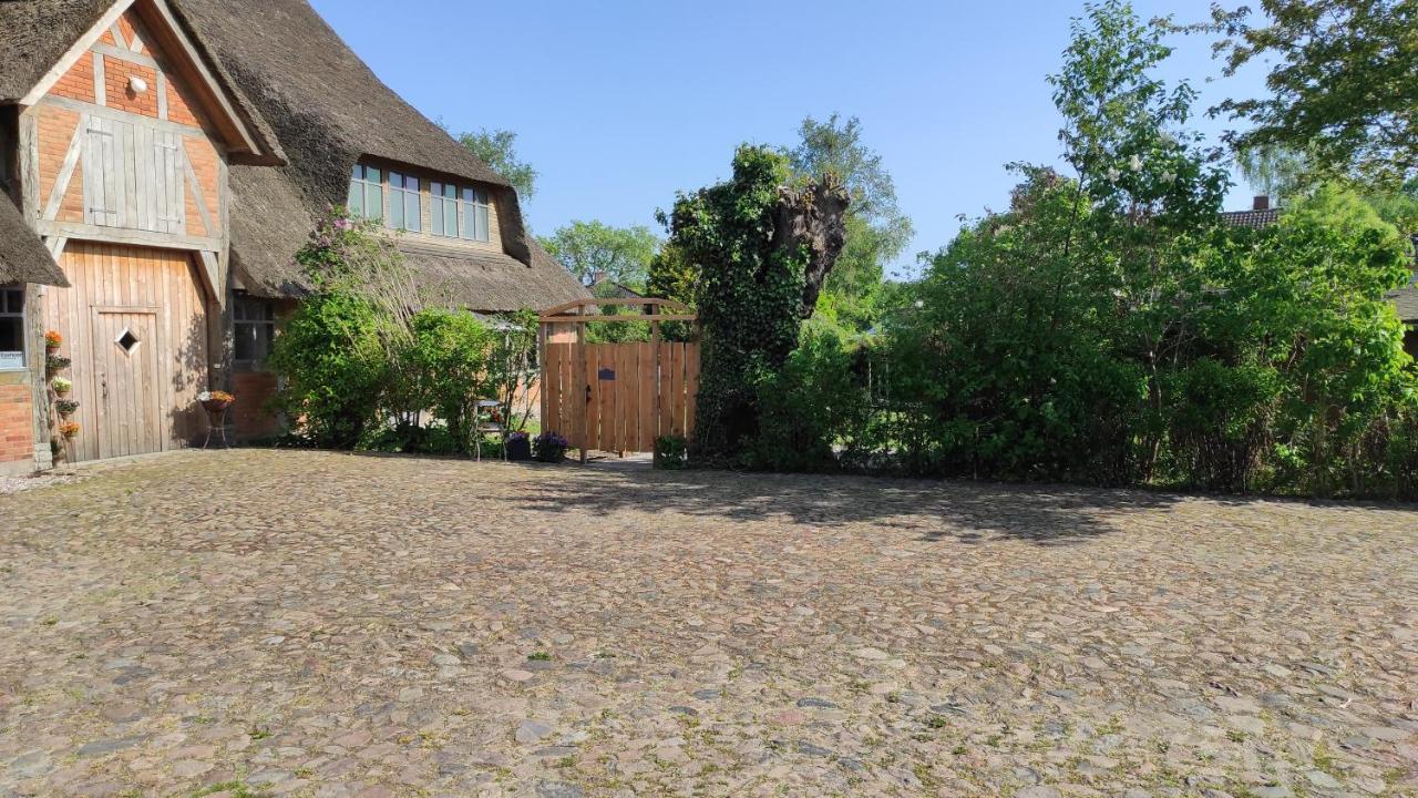 Fewo Strohbrueck Quarnbek Bagian luar foto